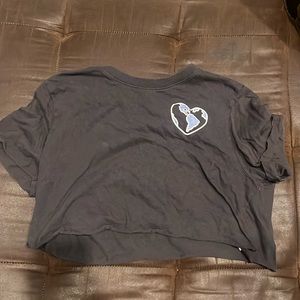 Women’s cropped tee